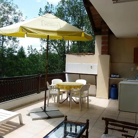 Guest house Gorski Kat 2*