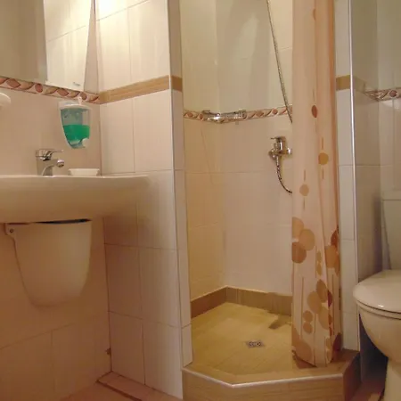 Guest house Gorski Kat 2*